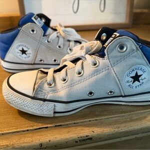 Converse Chuck Taylor All Star Axel Sneakers